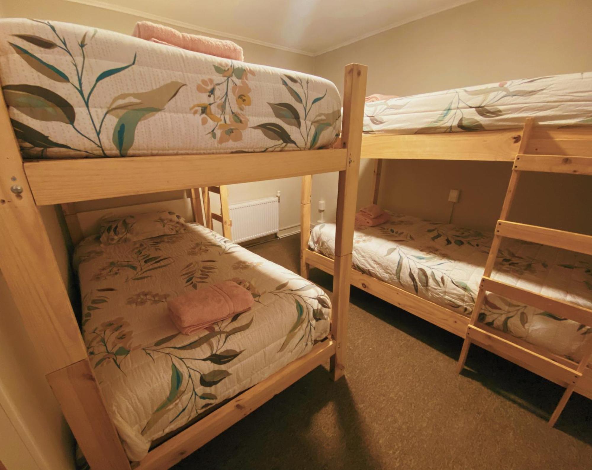 Indomito Sur Hostel Punta Arenas Bagian luar foto